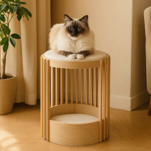 Modernes Katzenbett aus Holz
